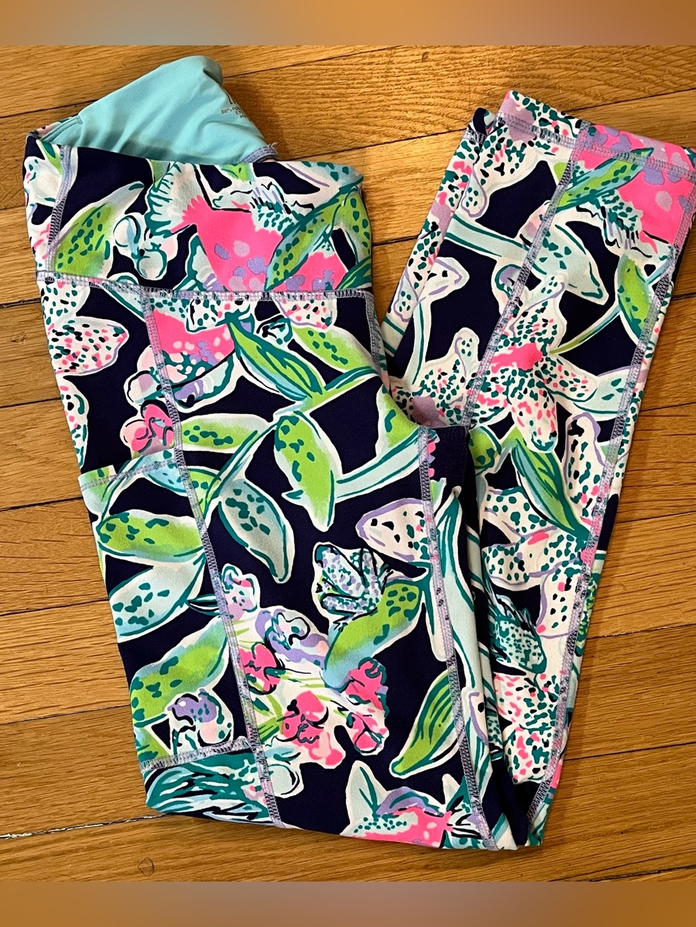 Lily Pulitzer Luxletic Floral Print Leggings in Navy, Pink Girls Size Small